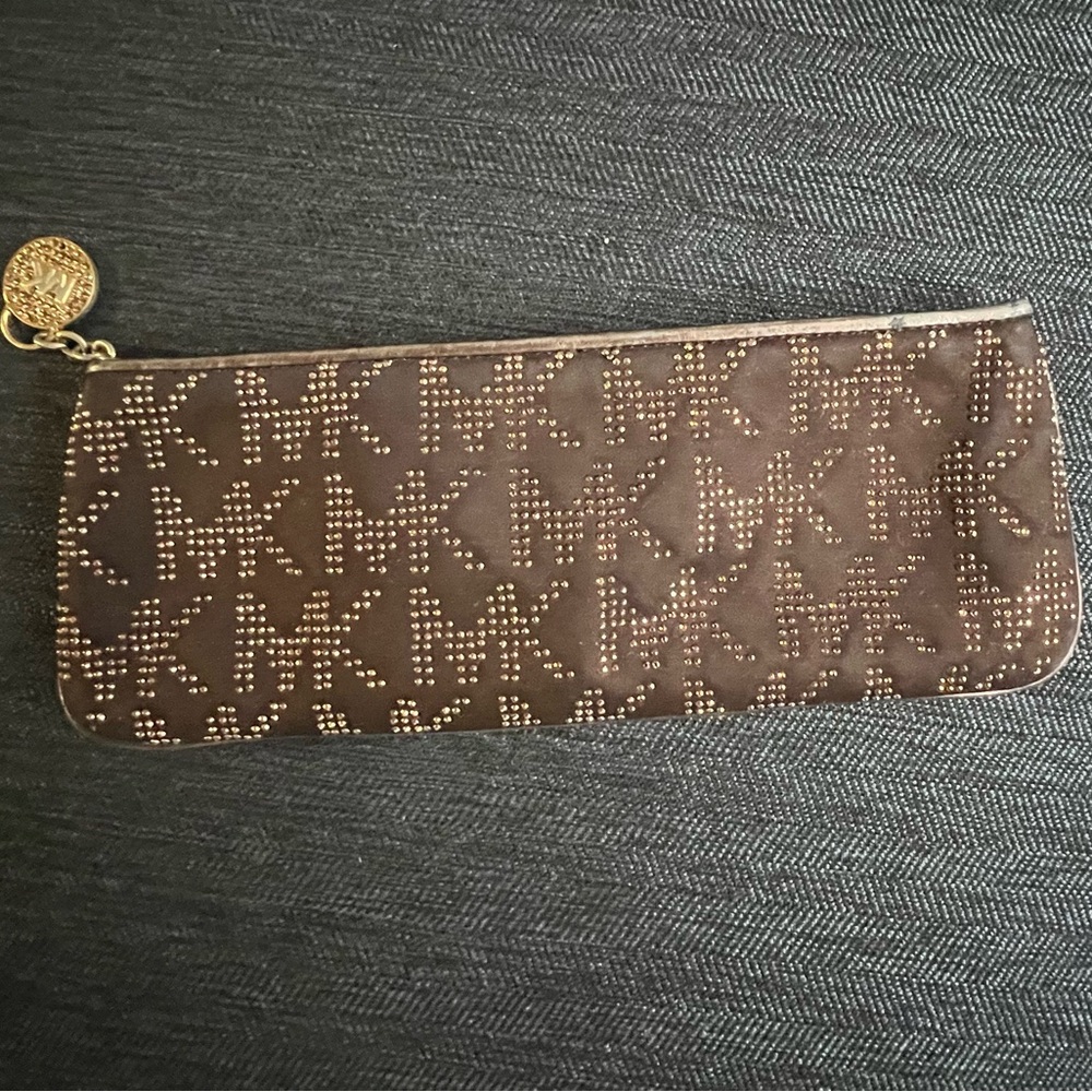 Michael Kors wristlet